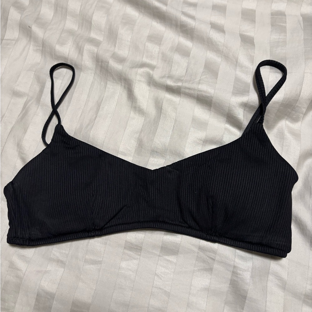 Black Victoria’s Secret bikini top